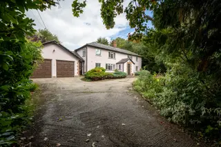 *** 3.27 ACRES *** An Excellent Equestrian Property located on the Essex/Suffolk Border with a five-bedroom house, Swimming Pool, Quadruple Garage and  Stables 