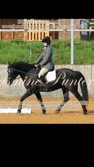 Advert photo