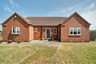 Sedgebrook LINCOLNSHIRE (AR8713) *New Price!
