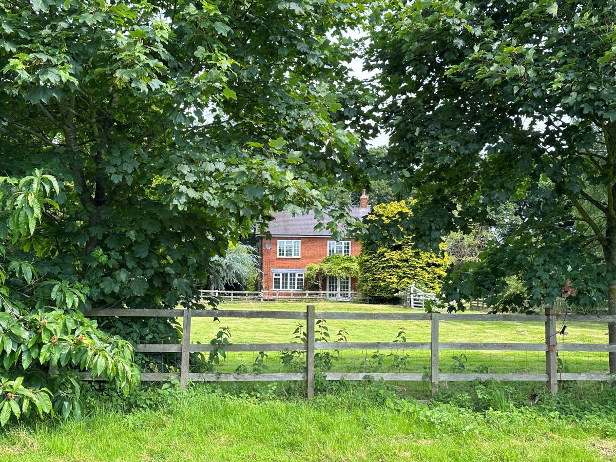 Property for Sale Caistor LINCOLNSHIRE (AR7382)