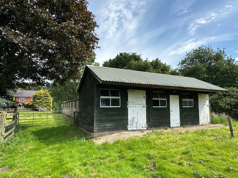 Property for Sale Caistor LINCOLNSHIRE (AR7382)