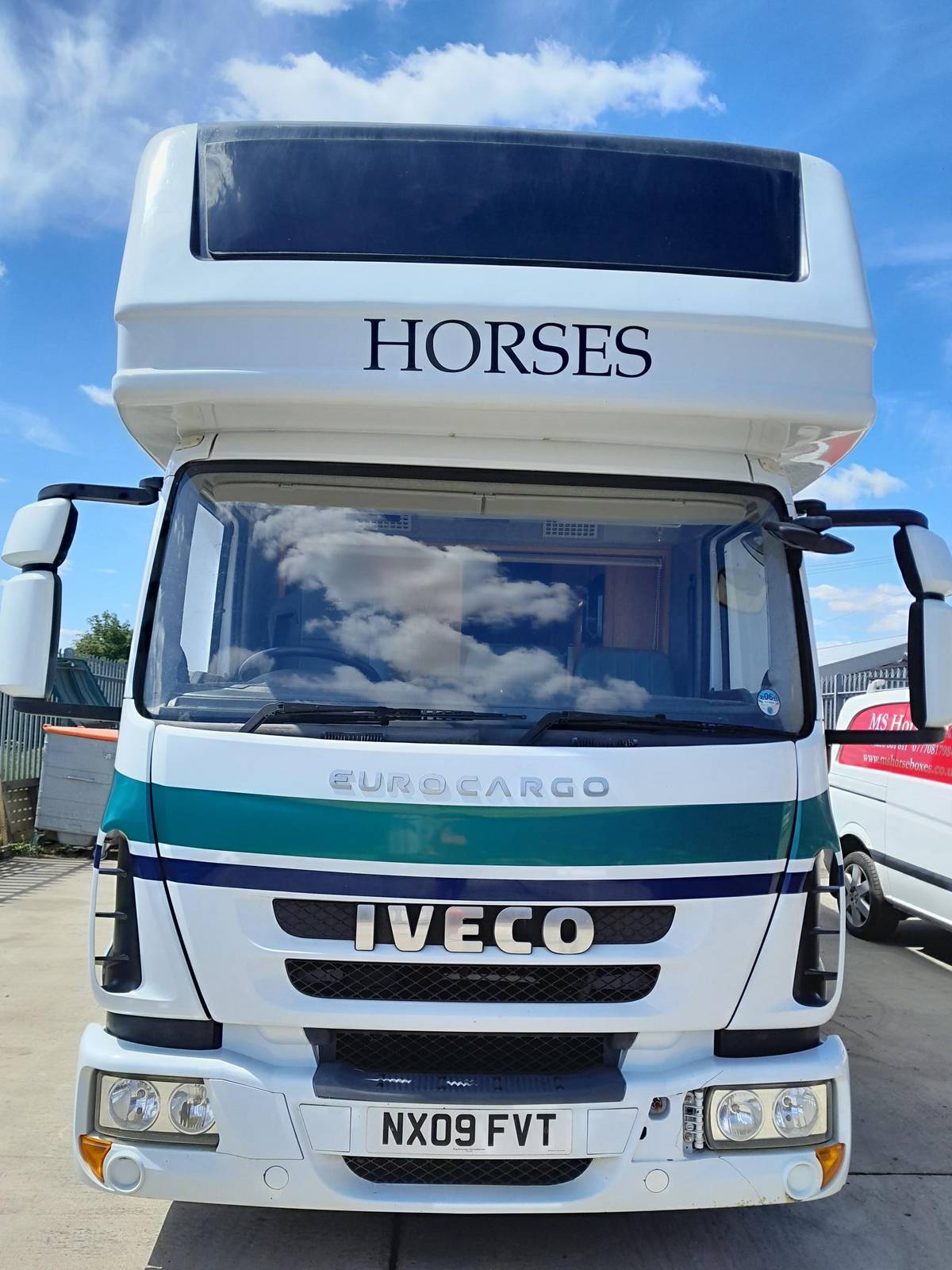 Horseboxes Trailers For Sale 7 5 Tonne Iveco Eurocargo Horsebox Horseboxes Trailers For Sale 7 5 Tonne Iveco Eurocargo Horsebox