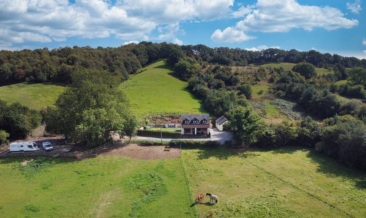 Property for Sale Cheadle STAFFORDSHIRE (AR8127)