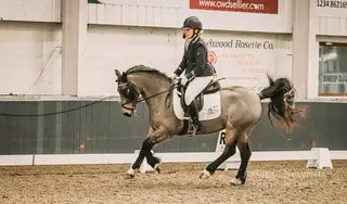 Advert photo
