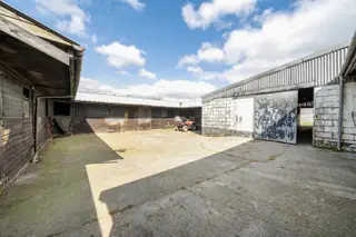 Advert photo