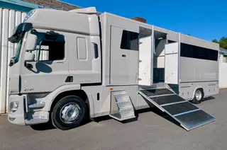 Advert photo