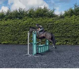 Advert photo