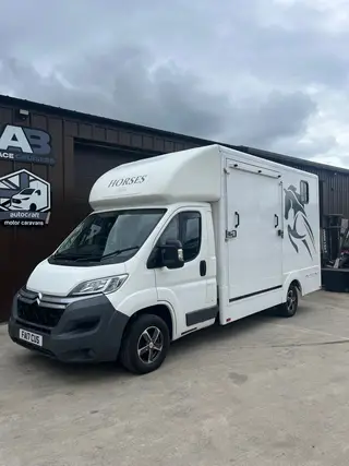 Stunning Cream Citroen Relay 3.5t Horsebox 2017 Stallion Pony Box